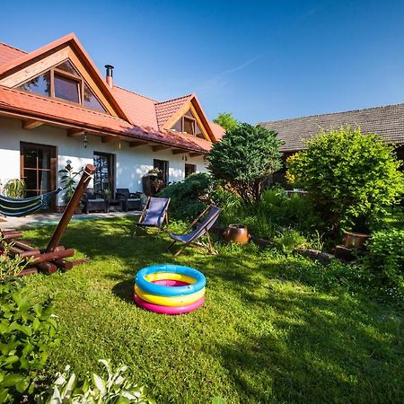 Villa Dom Pod Orzechem Łapczyce Exterior foto